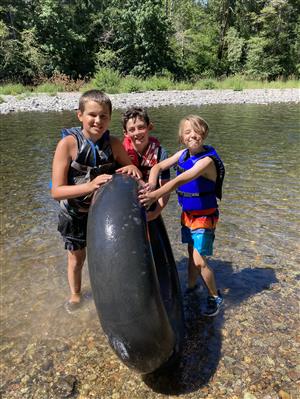 Fun in the river!!!